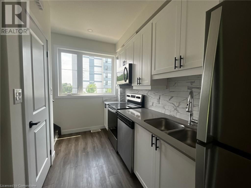 D - 650 VICTORIA STREET SOUTH Image 3