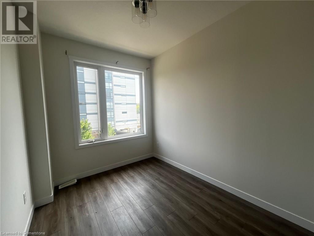D - 650 VICTORIA STREET SOUTH Image 4