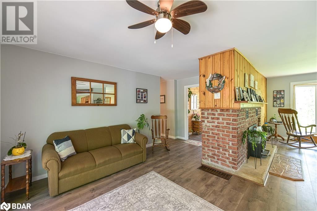 1579 WAINMAN LINE Image 20