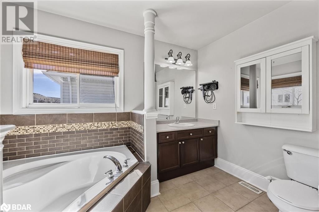 25 REGALIA WAY Image 14