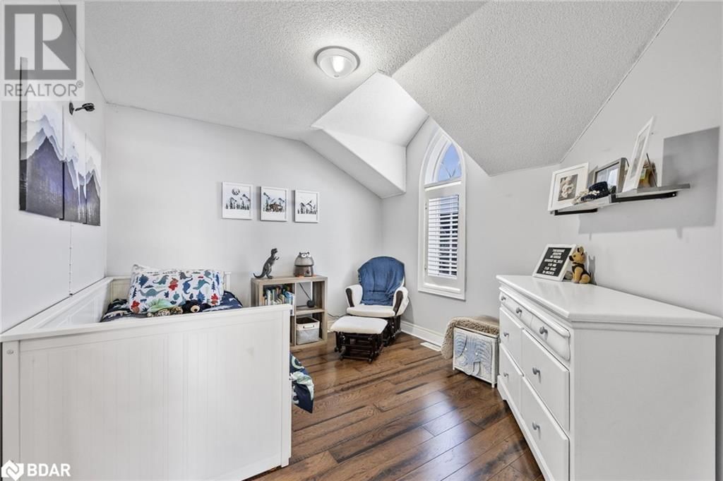 25 REGALIA WAY Image 17