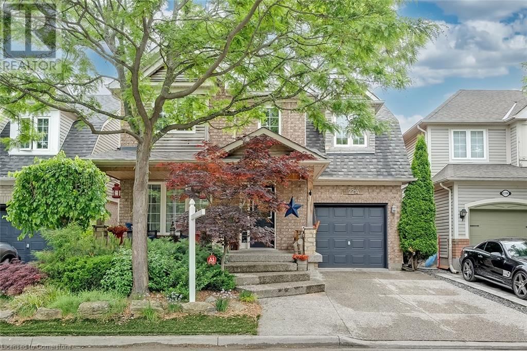 2214 KENNETH CRESCENT Image 2