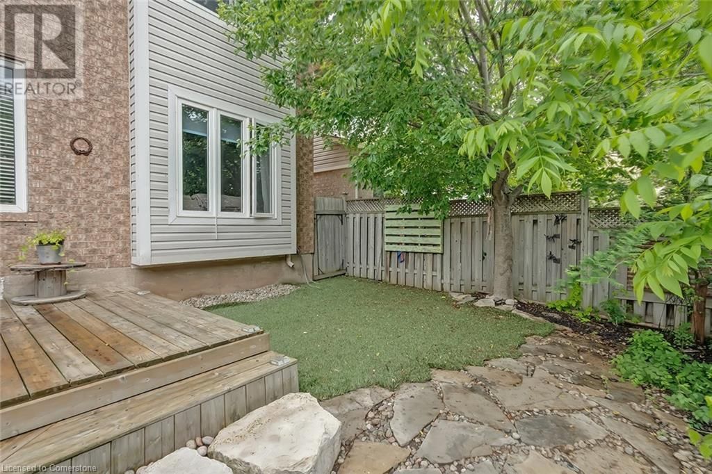 2214 KENNETH CRESCENT Image 45