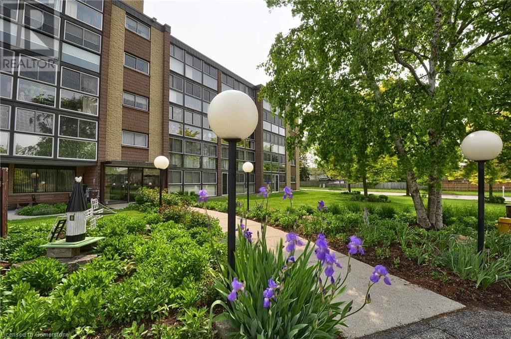 404 - 400 CHAMPLAIN BOULEVARD Image 3