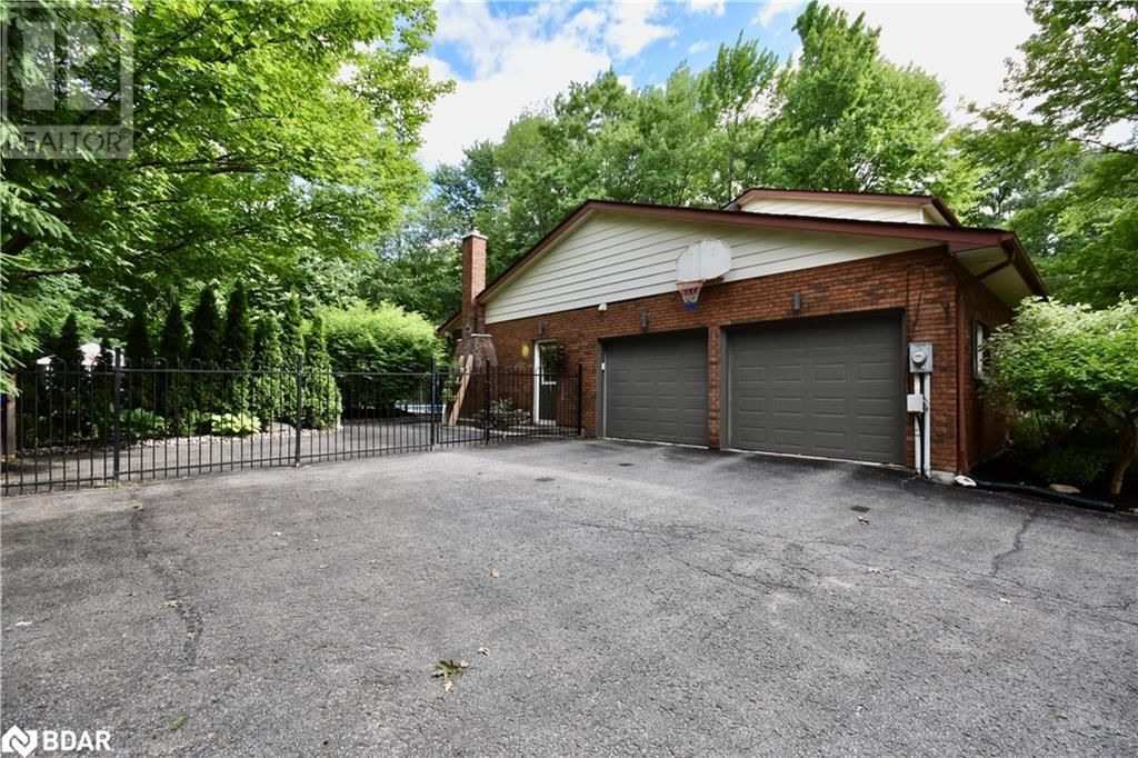 32 WATTIE ROAD Image 4