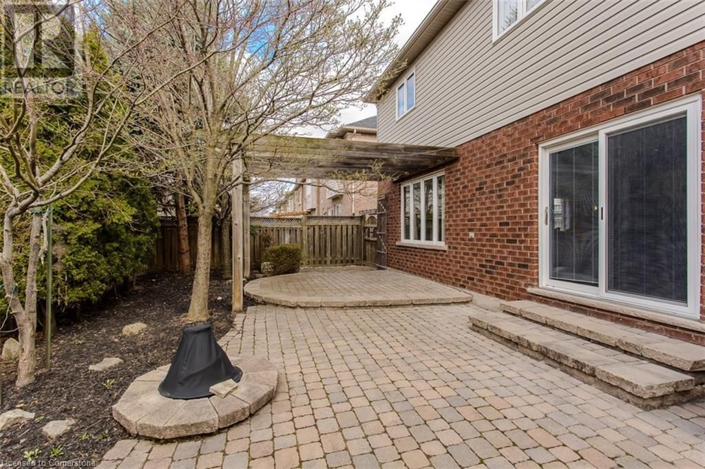 2382 EMERSON DRIVE Image 40