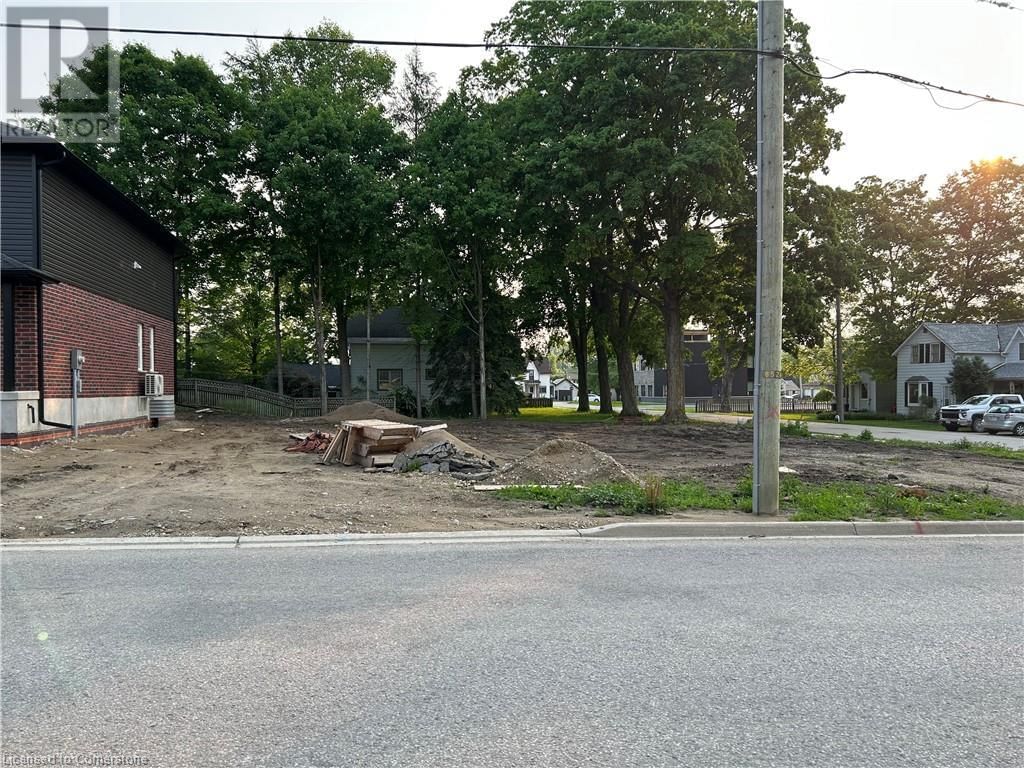 721 ELMA STREET WEST Image 2