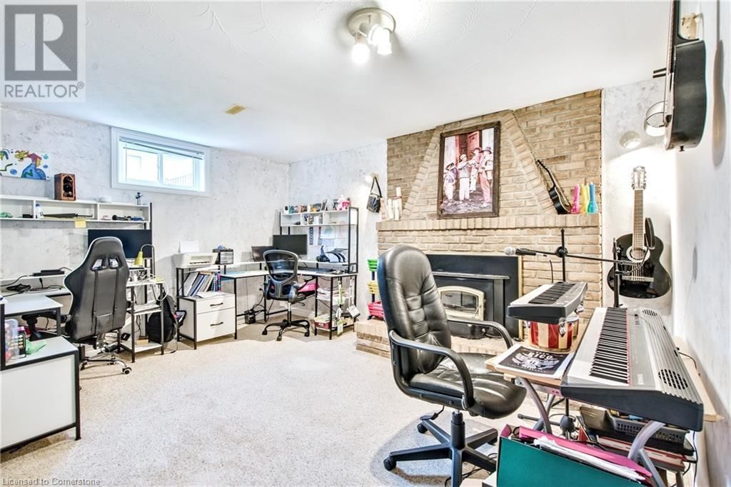 70 GOLFWOOD DRIVE Image 22