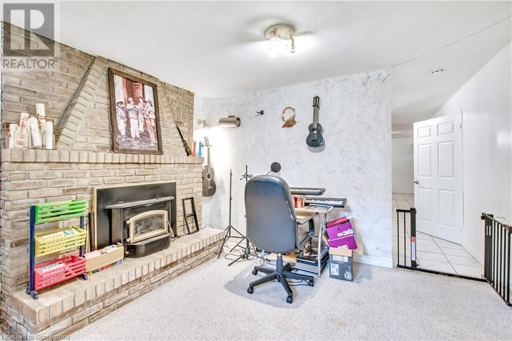 70 GOLFWOOD DRIVE Image 23