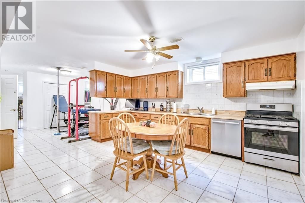 70 GOLFWOOD DRIVE Image 29