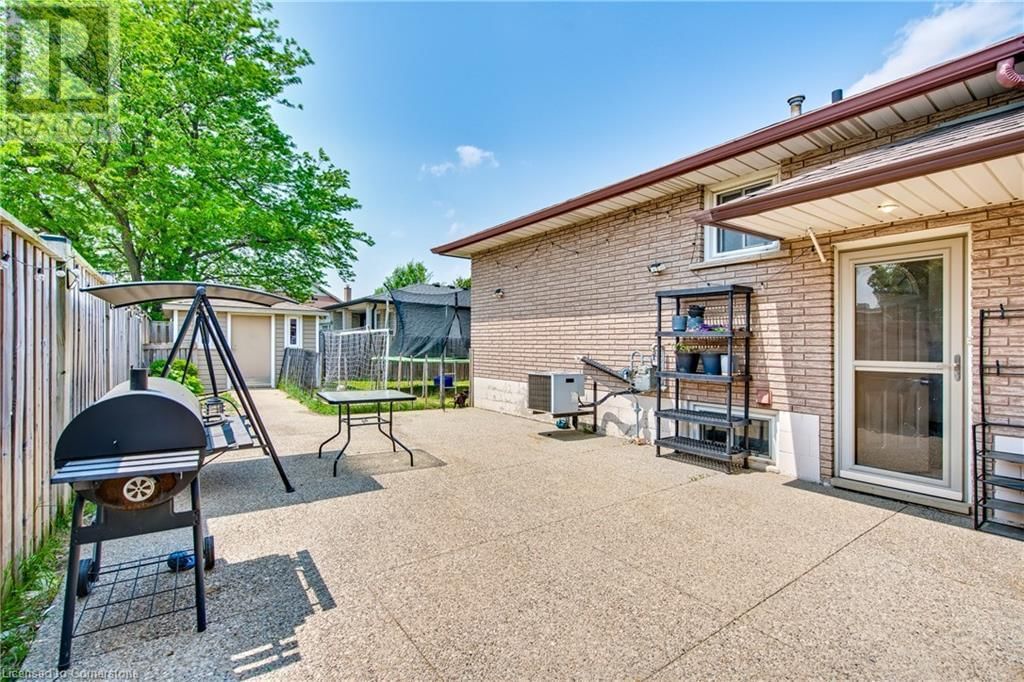 70 GOLFWOOD DRIVE Image 33