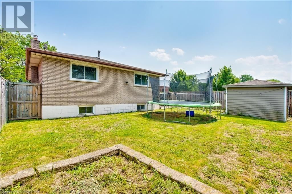 70 GOLFWOOD DRIVE Image 35