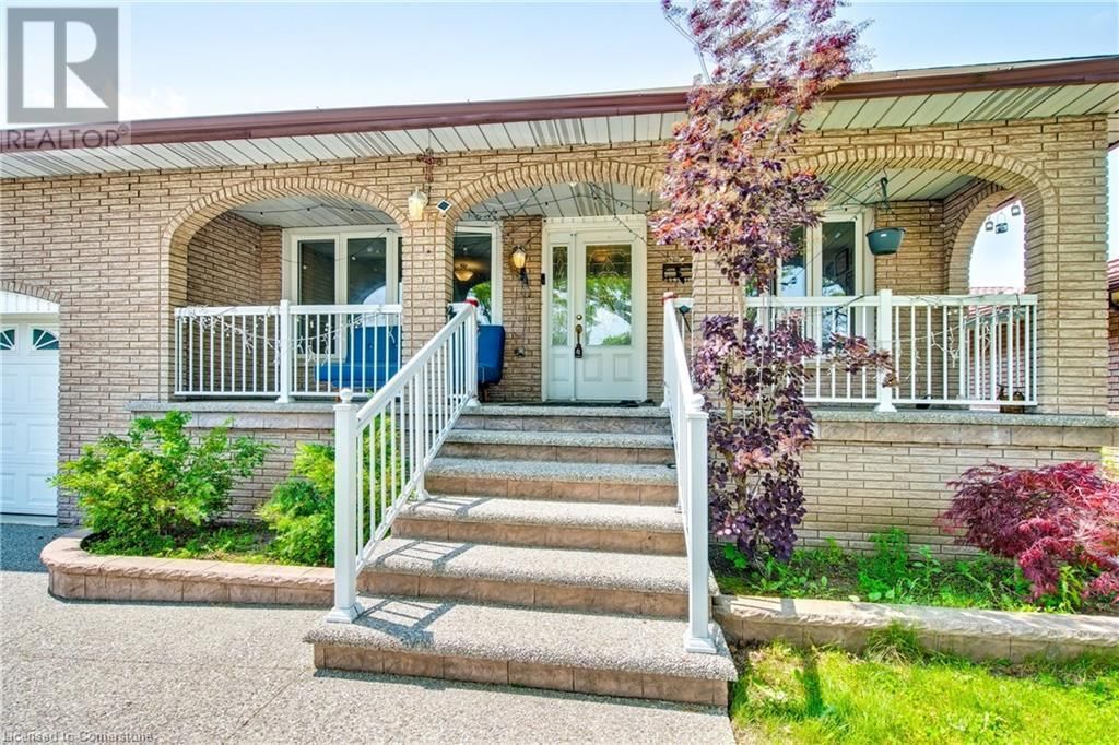70 GOLFWOOD DRIVE Image 4