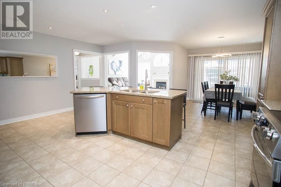 39 HUNTER WAY Image 13