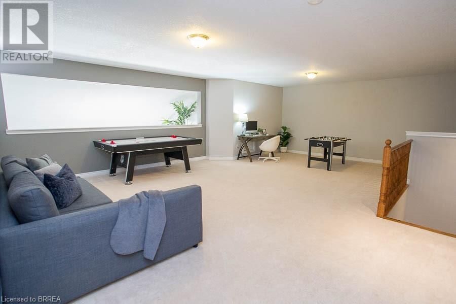 39 HUNTER WAY Image 26