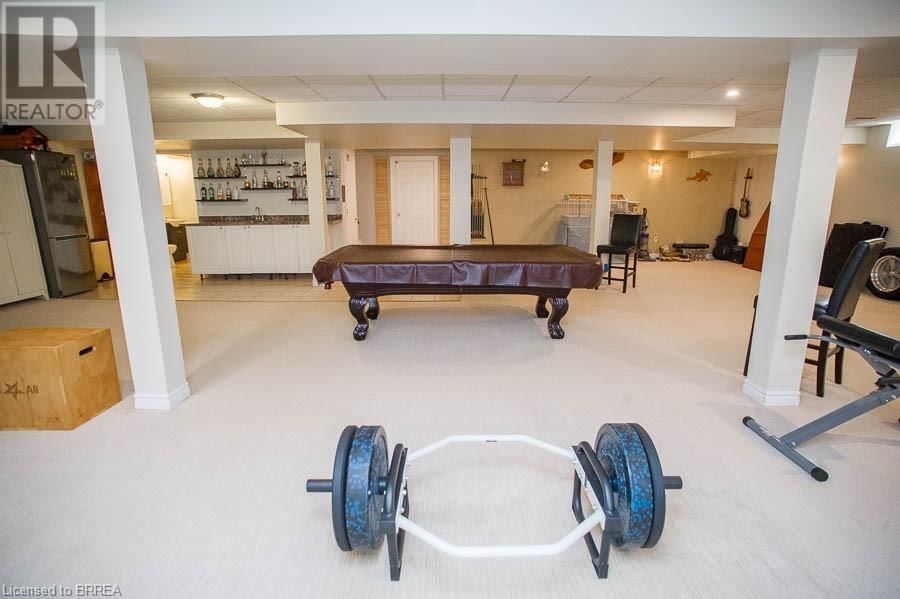 39 HUNTER WAY Image 34