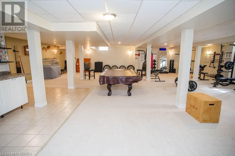 39 HUNTER WAY Image 37