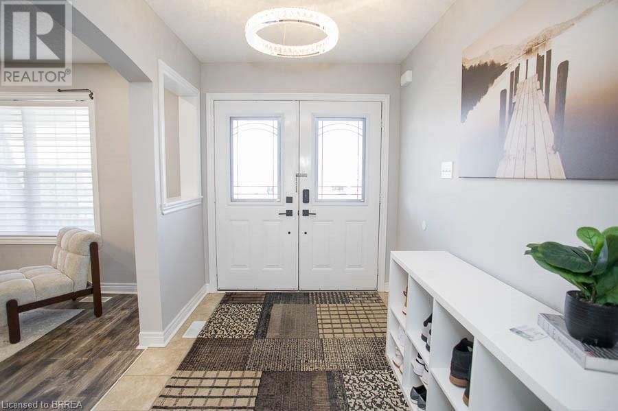 39 HUNTER WAY Image 4