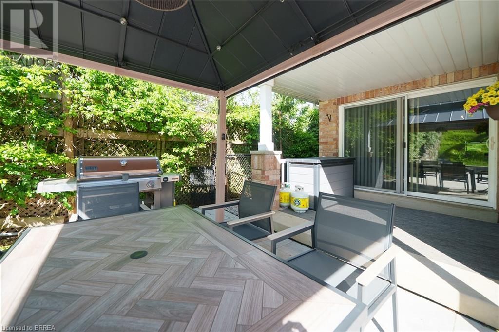 39 HUNTER WAY Image 40