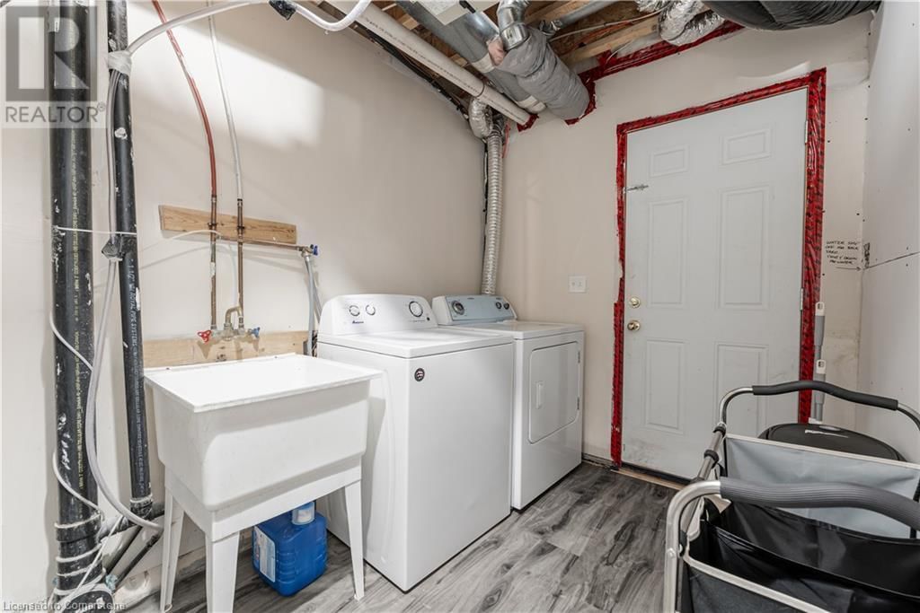 46 - 2187 FIDDLERS WAY Image 32