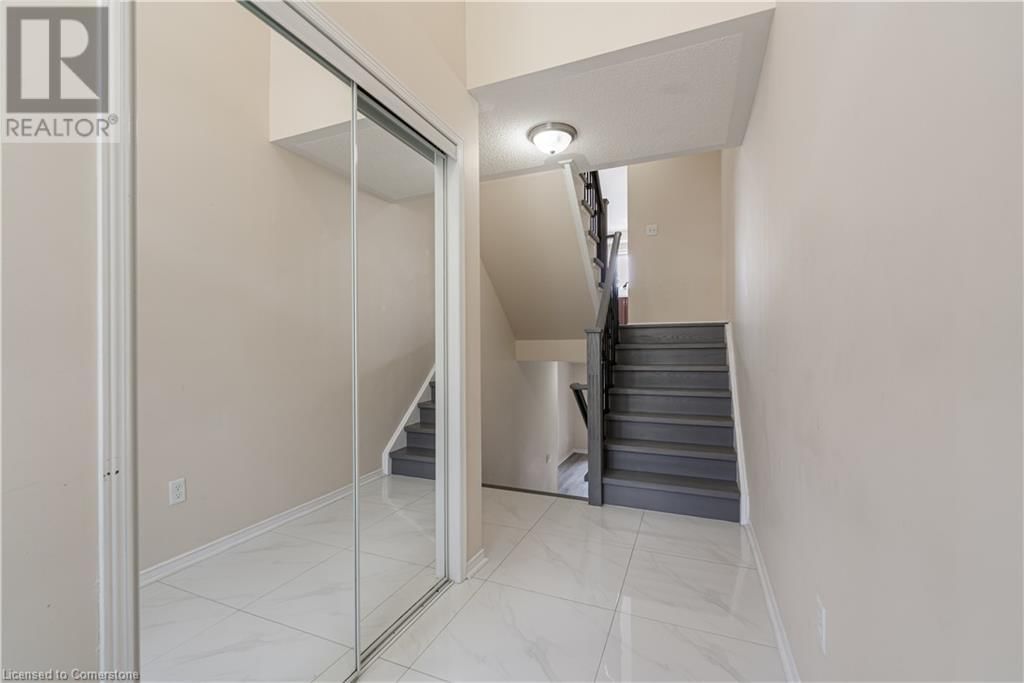 46 - 2187 FIDDLERS WAY Image 5