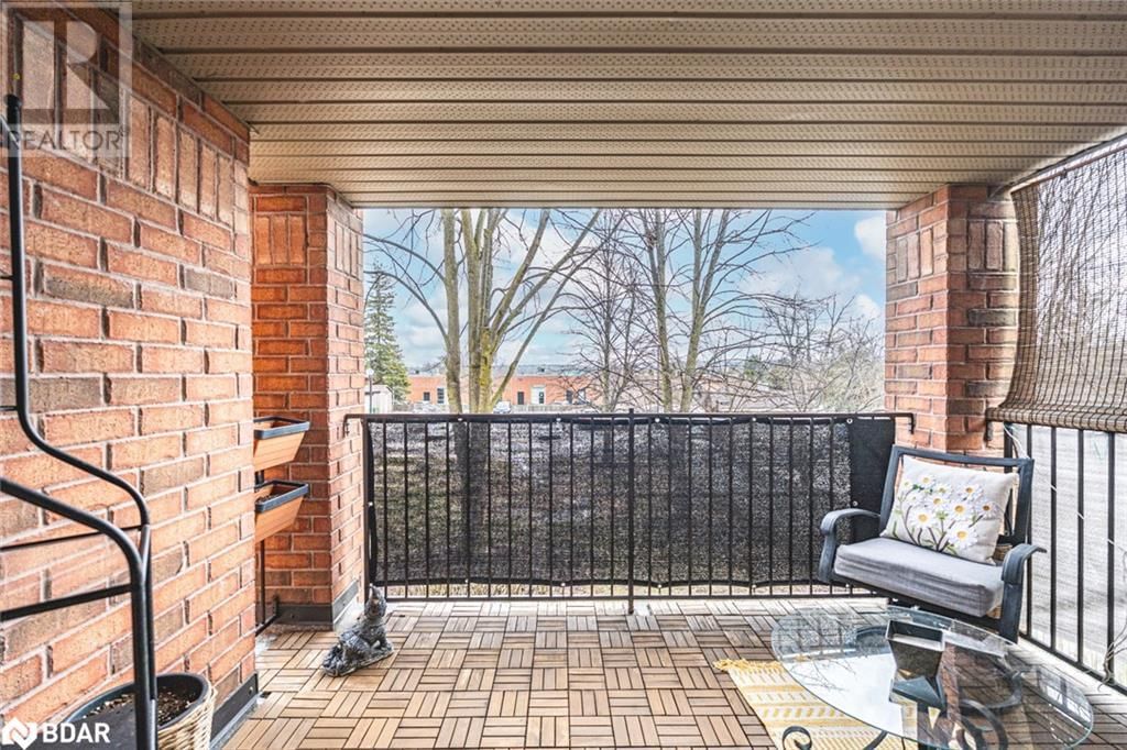 203 - 117 EDGEHILL DRIVE Image 15