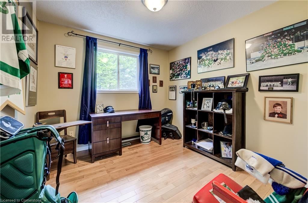 654 INGLIS FALLS PLACE Image 23