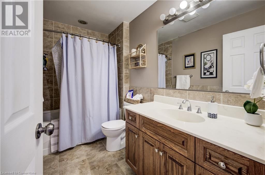 654 INGLIS FALLS PLACE Image 25