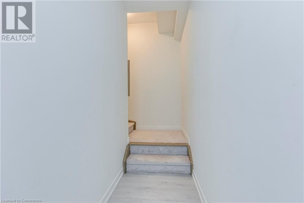 29 - 3550 COLONIAL DRIVE Image 18