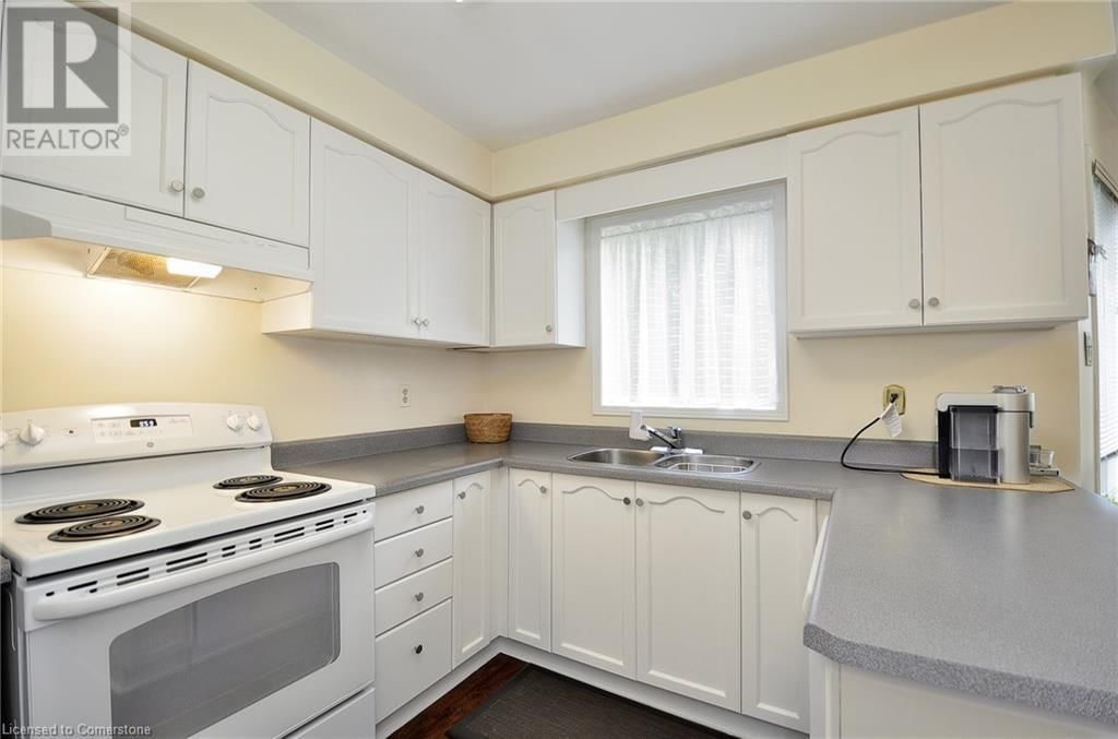 61 HARWOOD ROAD Image 15
