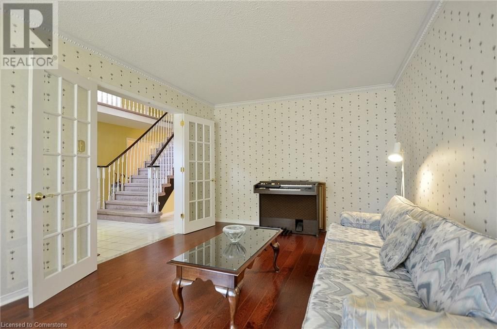 61 HARWOOD ROAD Image 7