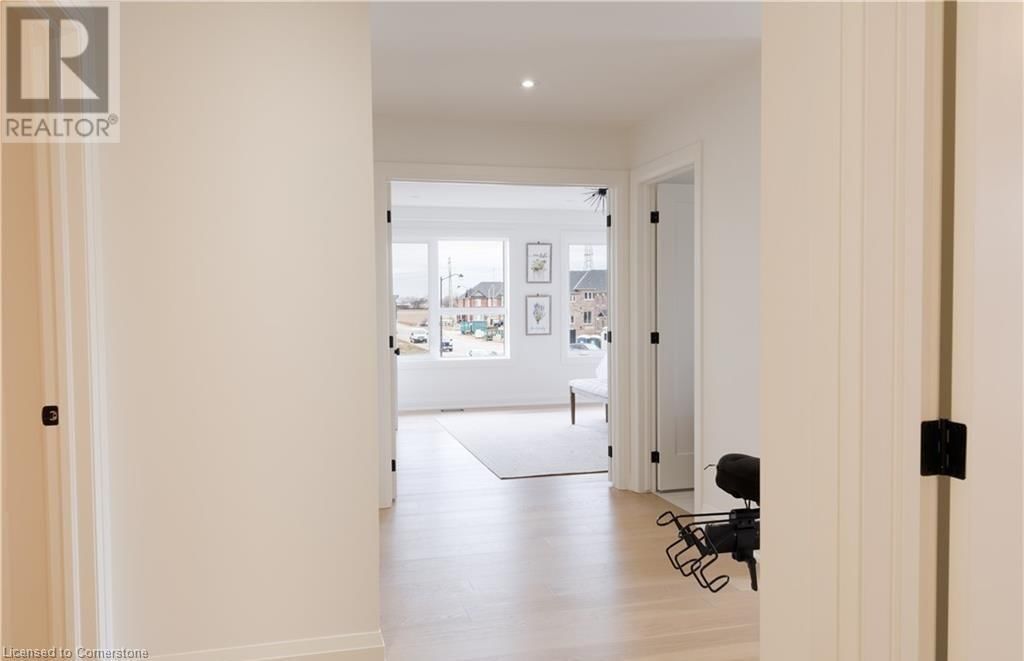 81 HOMESTEAD WAY Image 35