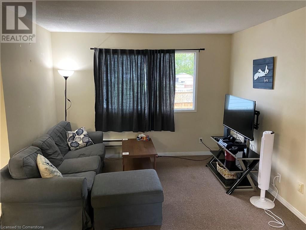 839 STIRLING AVENUE SOUTH Image 23