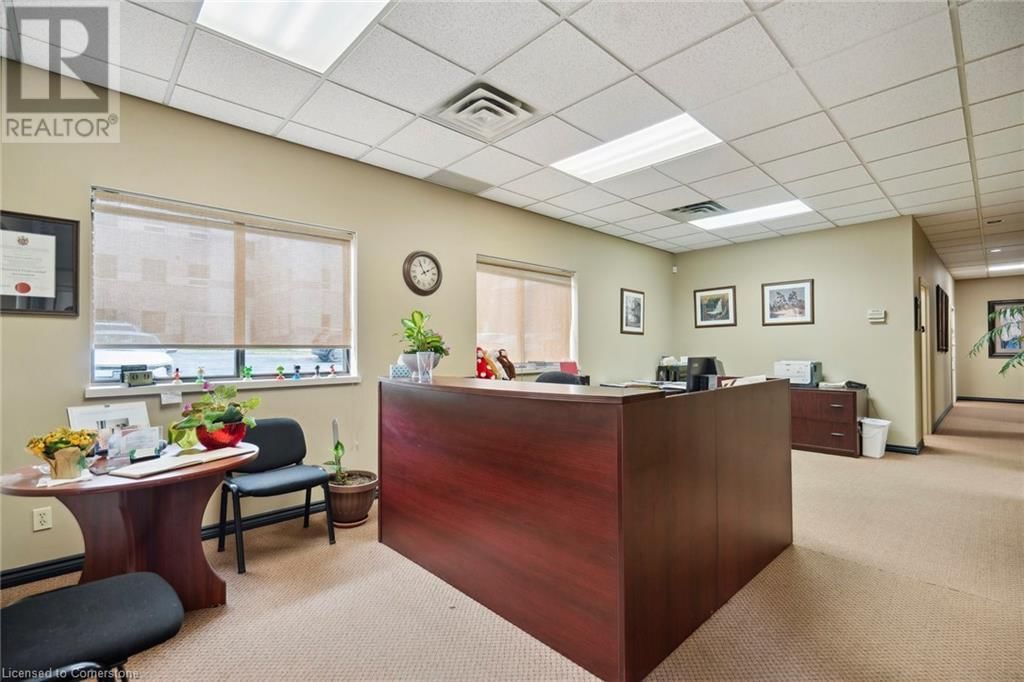 3 - 42 KING STREET EAST Image 3