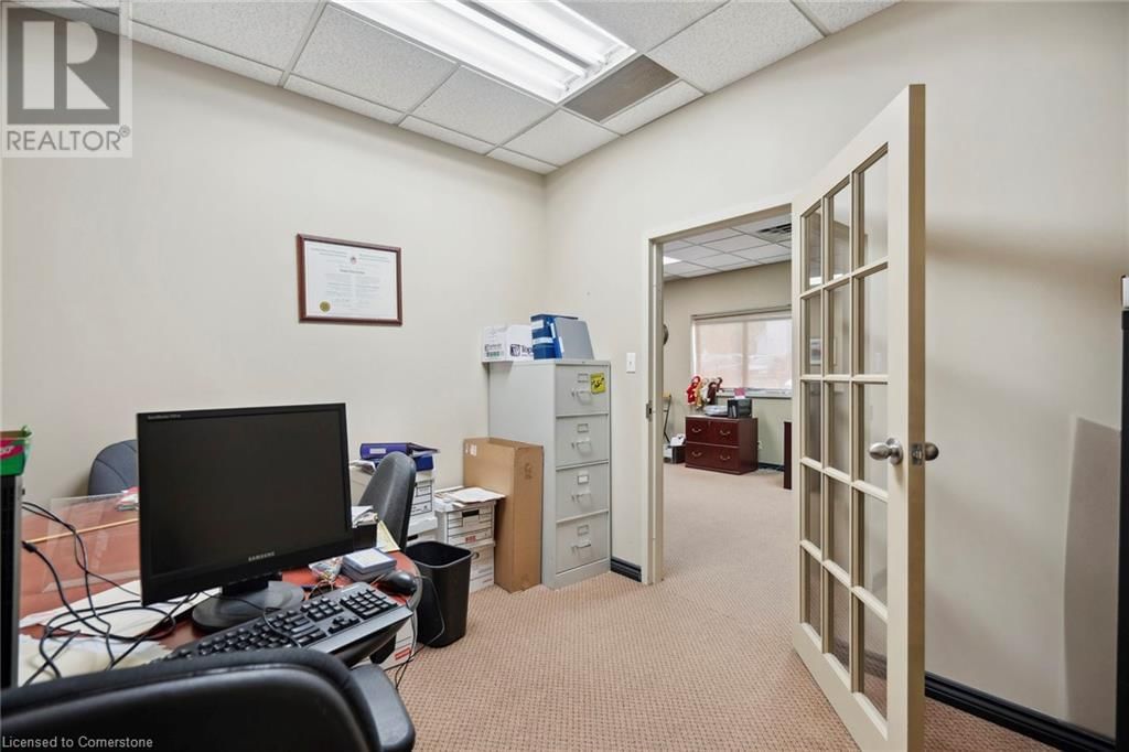 3 - 42 KING STREET EAST Image 6