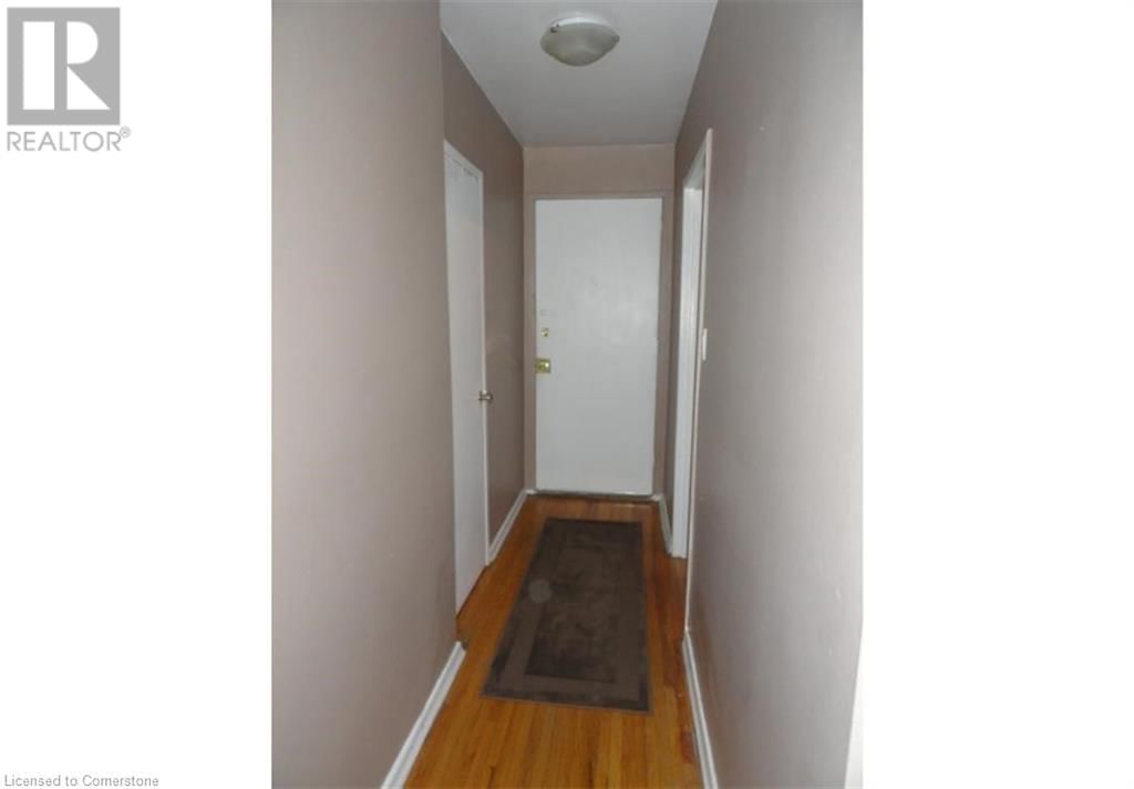 981 MOHAWK ROAD EAST Image 18