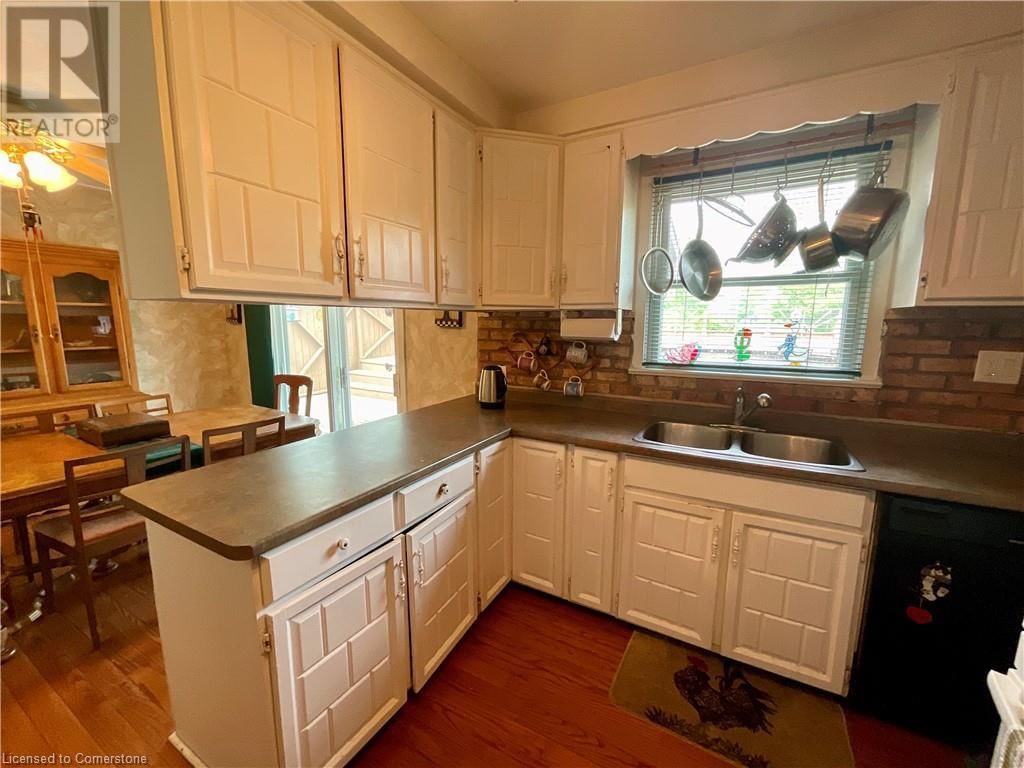 160 WOODBURN ROAD Image 25