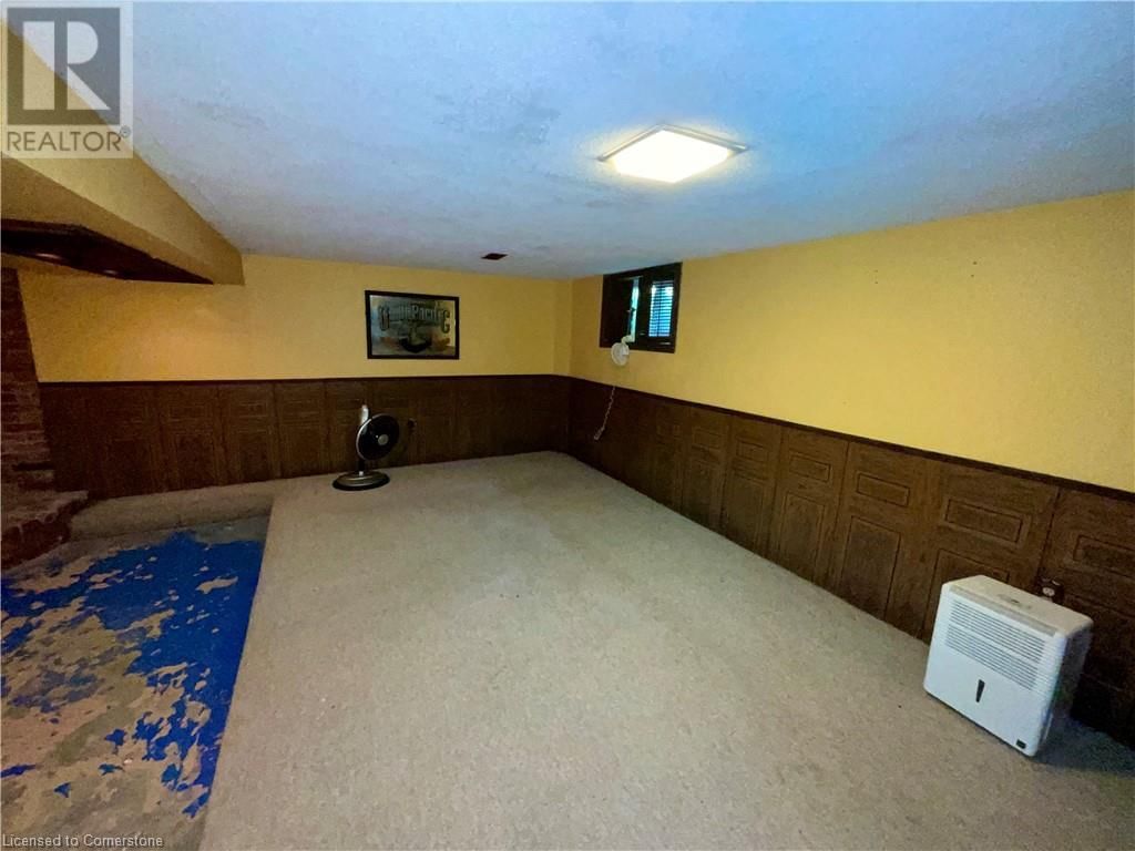 160 WOODBURN ROAD Image 35
