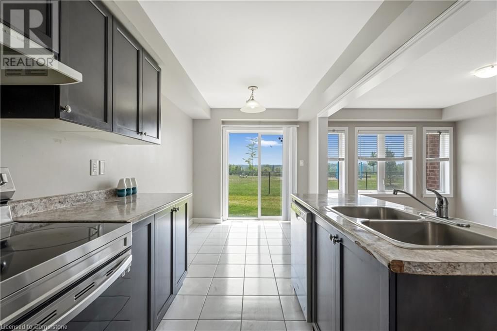 42 - 570 LINDEN DRIVE Image 11