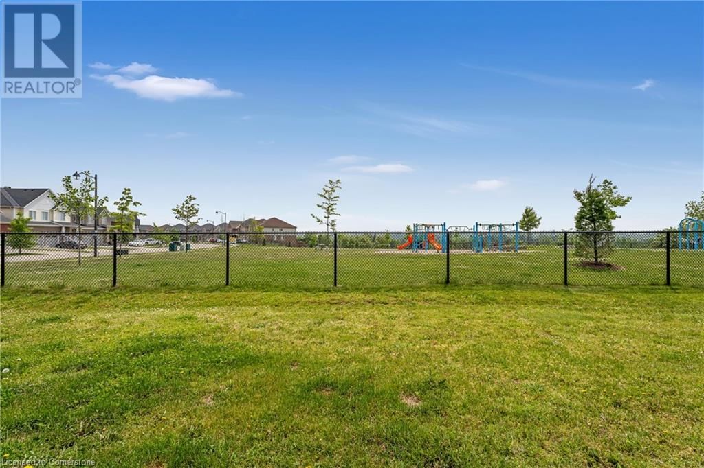 42 - 570 LINDEN DRIVE Image 24