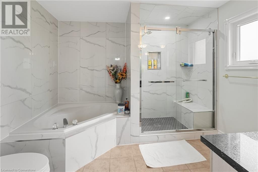 6356 NEWCOMBE DRIVE Image 22