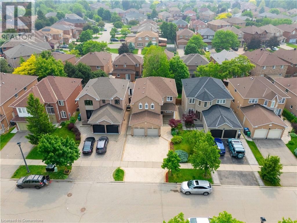 6356 NEWCOMBE DRIVE Image 49