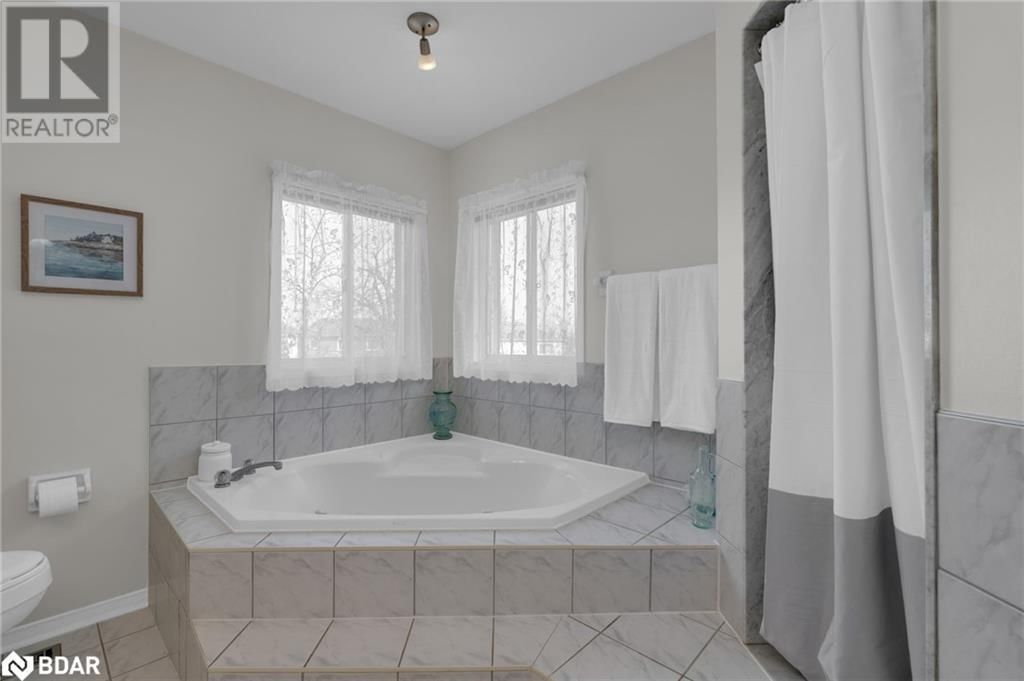 47 FINLAY ROAD Image 24