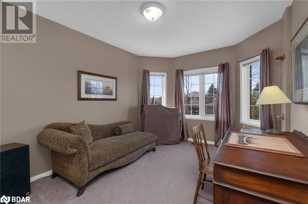 47 FINLAY ROAD Image 27