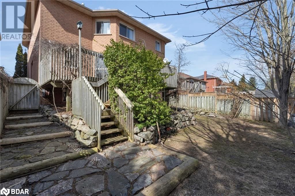 47 FINLAY ROAD Image 37