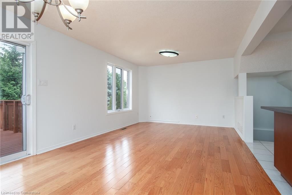 49 BOND COURT Image 16