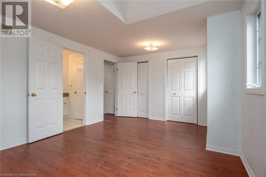 49 BOND COURT Image 24