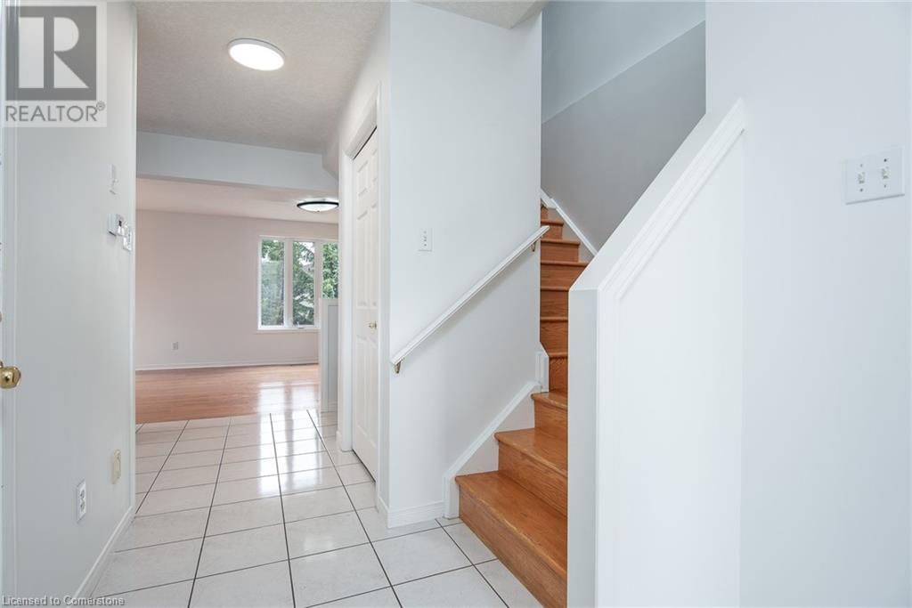 49 BOND COURT Image 6