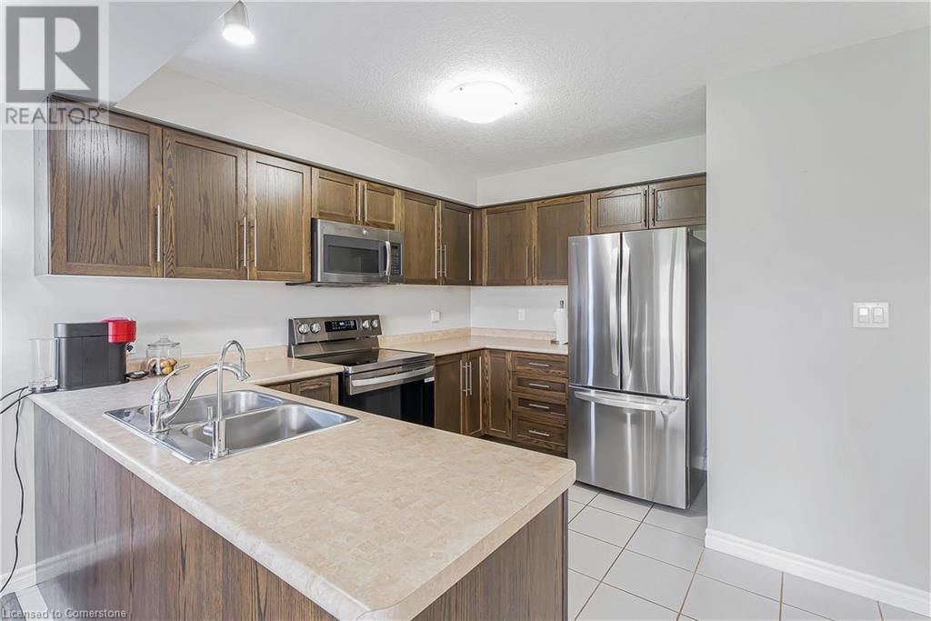 1426 CAEN AVENUE Image 6