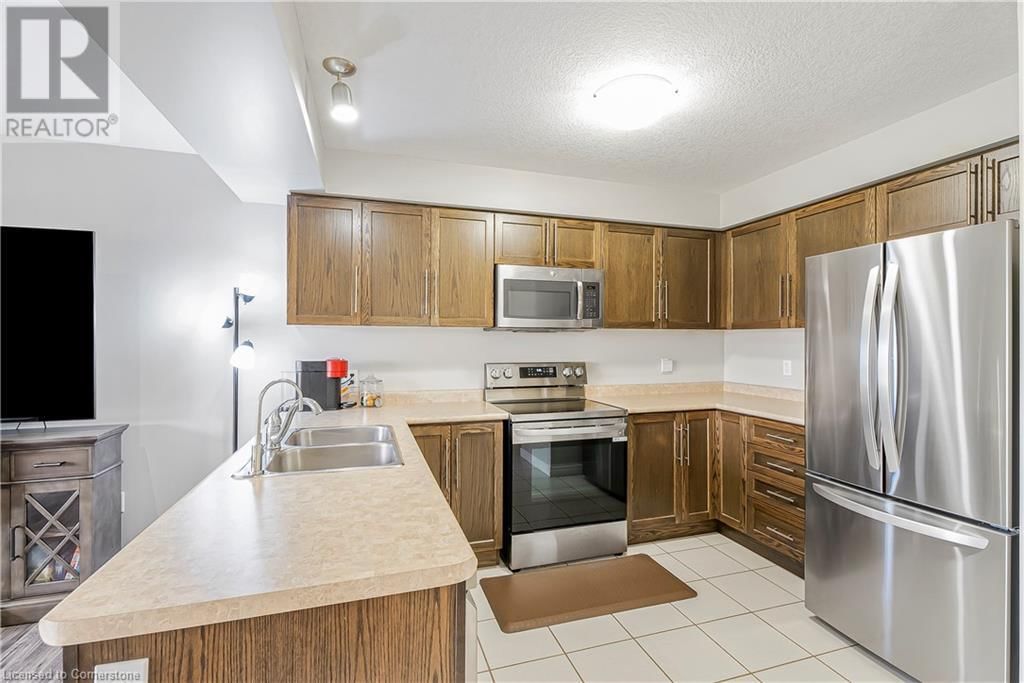 1426 CAEN AVENUE Image 7
